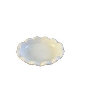 White Milk colored glass‎ soap dish 6"x5"